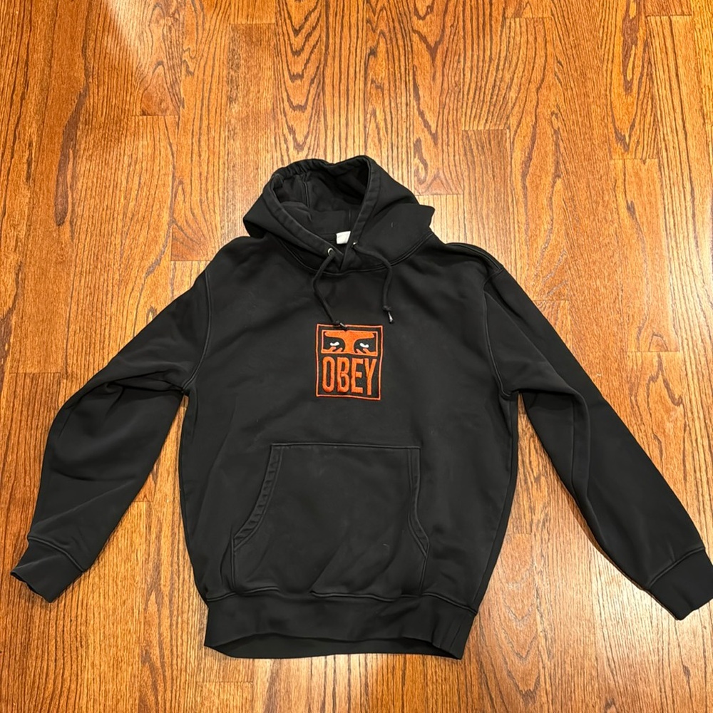 Obey skater hoodie